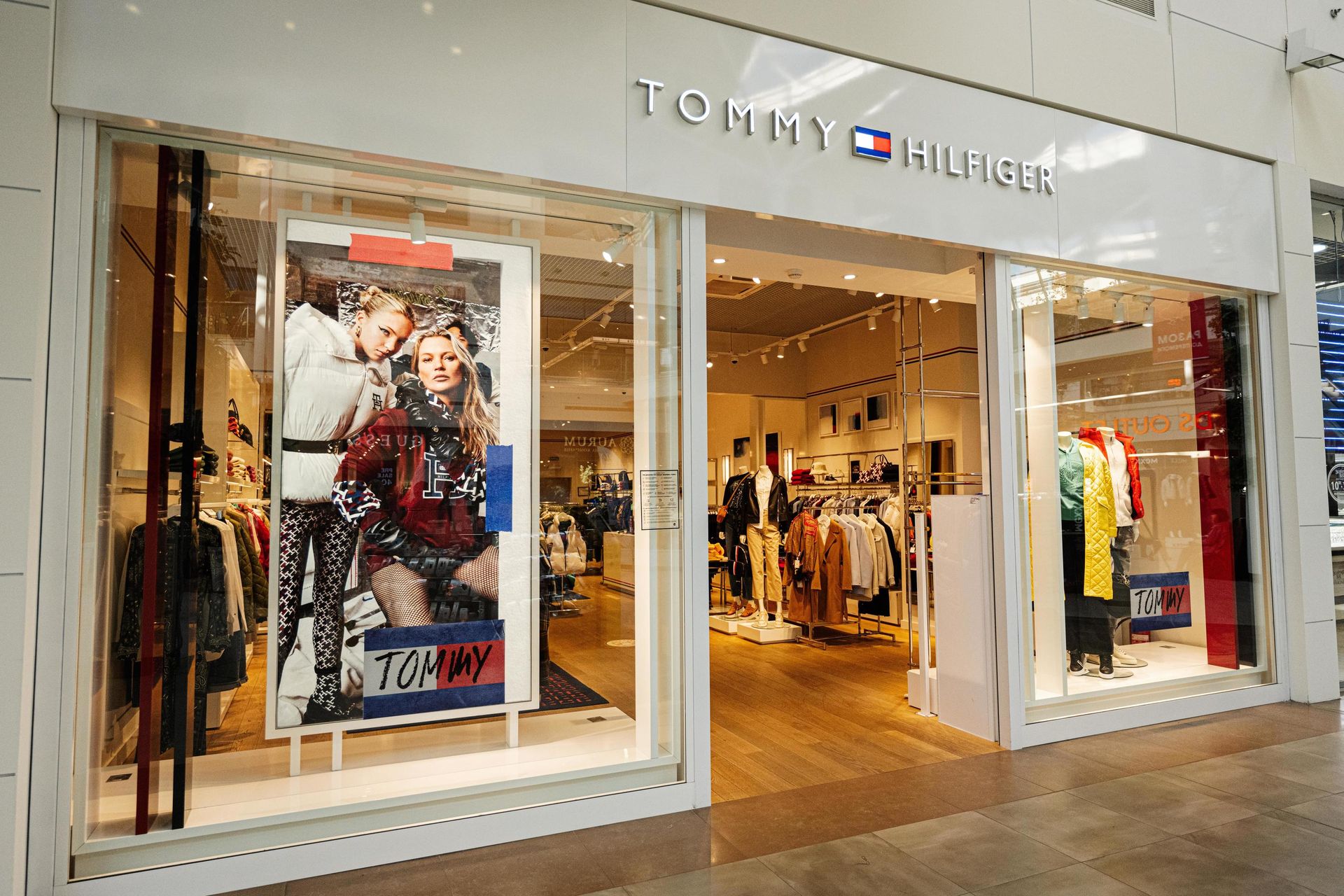 Tommy Hilfiger store built by Arquiconceptos as part of a roll-out program